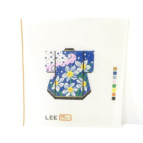 Lee Designs Japenese Flower Petite Kimono Needlepoint Canvas Hand Painted 18ct - Picture 2 of 4
